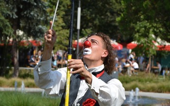  (photo)