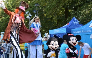  (photo)