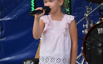 (photo)