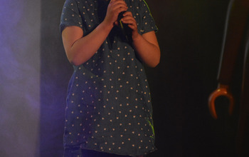  (photo)