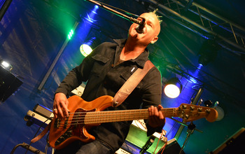 (photo)