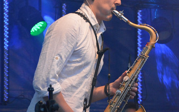 (photo)