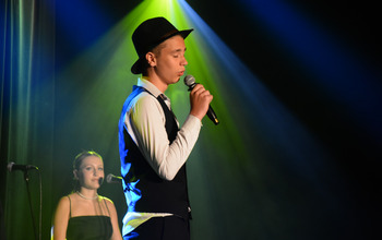 (photo)