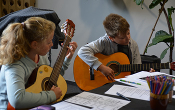  (photo)