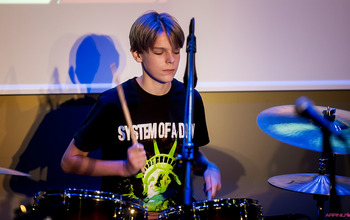  (photo)
