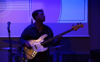 (photo)