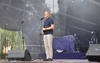 (photo)