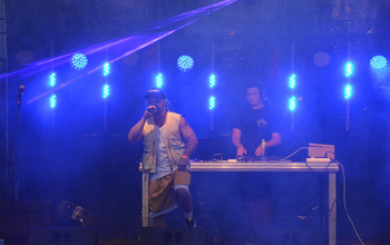 (photo)