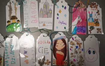  (photo)