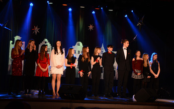  (photo)