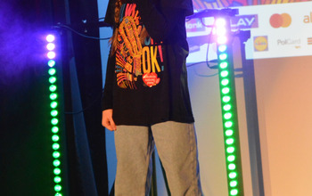  (photo)