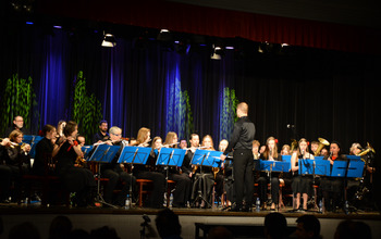  (photo)
