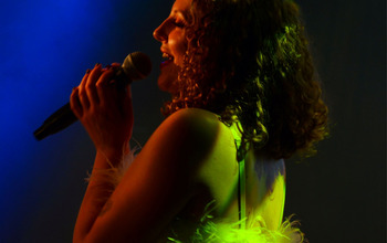  (photo)