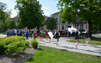  (photo)