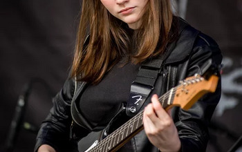  (photo)