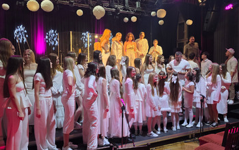 (photo)