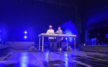 (photo)