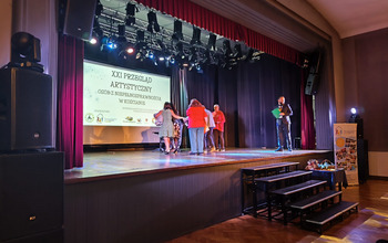 (photo)